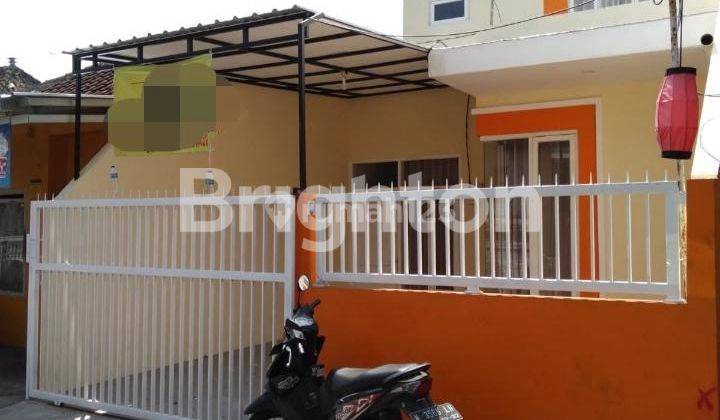 RUMAH MUNGIL DI PINGGIR JALAN HANYA 100 M DR JALAN UTAMA BATU. 5 M DARI RUMAH MAKAN MBOK SRI 1