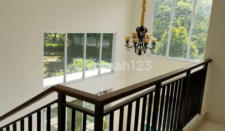 For sale, nice and comfortable house in Foresta BSD For sale, nice and comfortable house in Foresta BSD