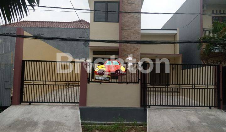 rumah minimalis di komplek pajak cipadu 2