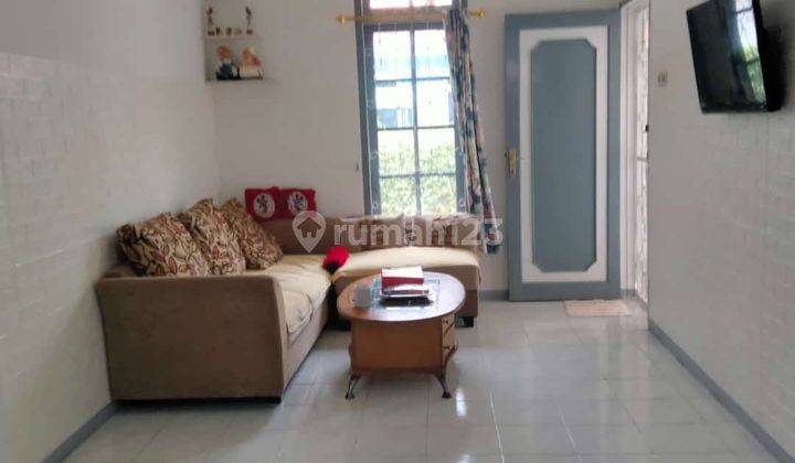 Villa Green Apple, Renov 80% Jual Furnished 2