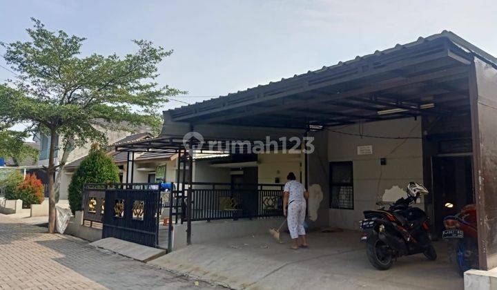 Rumah  kompleks Griya asri lestari  Jl. Sapan gudang Tegaluar BojongsoangKab bandung,bisa di gunakan sebagai home industri atau pun tempat tinggal 1