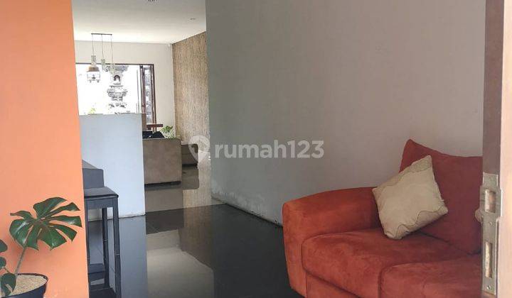 RUMAH MODERN DI LOKASI PREMIUM LAKSAMANA RENON 2