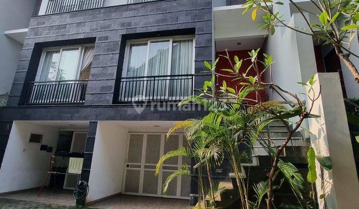 Bagus Untuk Investasi Dijual 4 Unit Townhouse Lokasi Strategis Dekat Mrt Fatmawati 1