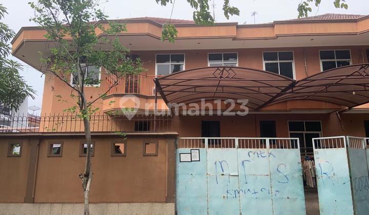Rumah 2 lantai di jl. Sunter Karya, Sunter Agung, Jakarta Utara.