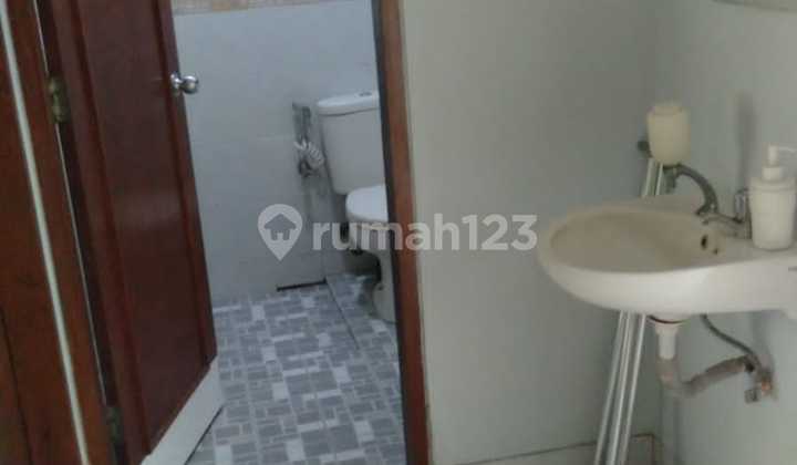 Semi-Furnished Minimalist House In Emerald Bintaro Jaya 2