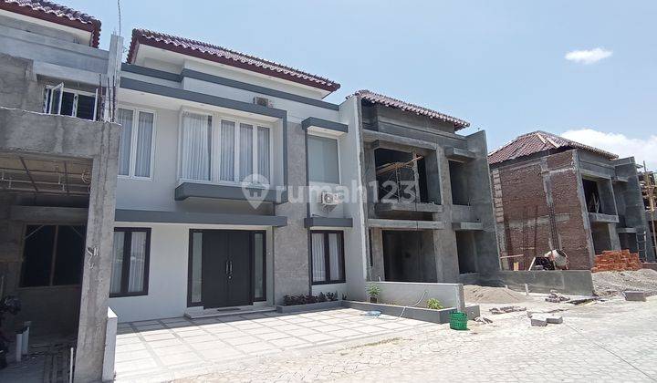 Rumah tingkat di Solo Baru kawasan cluster murah indent 2