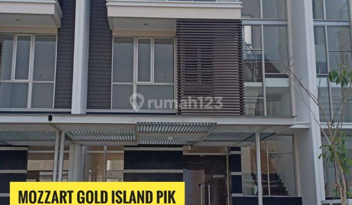 Rumah di komplek Golf !! Mozzart Golf Island PIK 1