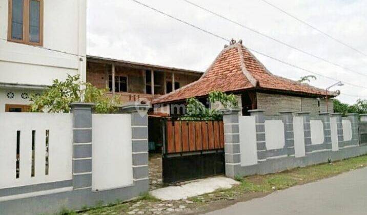 Kost Kaliurang Tepi Jalan Ada Usaha Dan Joglo 2