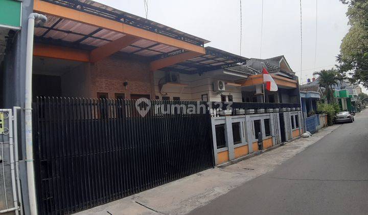 Rumah Rapih Terawat 4 Kamar Tidur Galaxy Bekasi 2