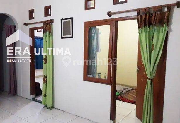 Rumah Bersih Suasana Sejuk di Sarijadi 1