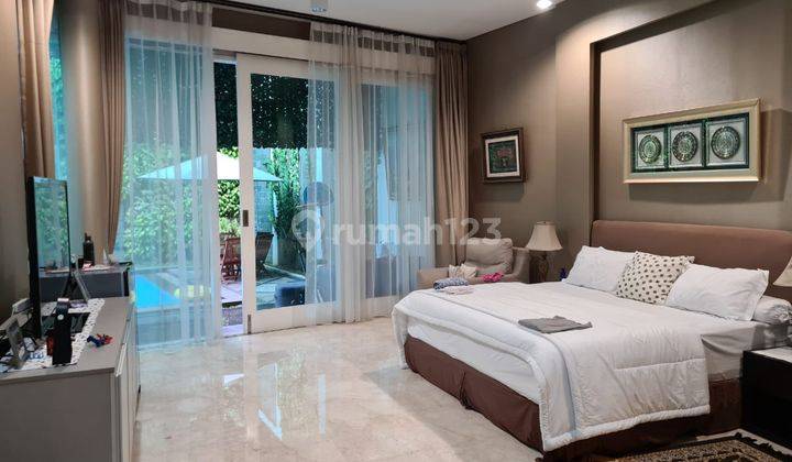 Rumah Furnished ada Kolam Renang Lokasi Strategis di Pancoran, Mampang Prapatan, Jakarta Selatan  2