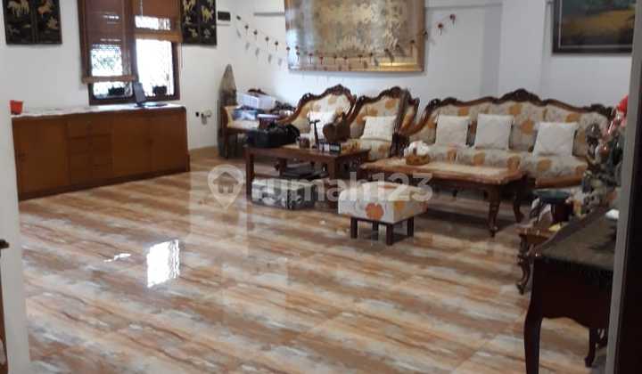 Jual rumah Green Garden