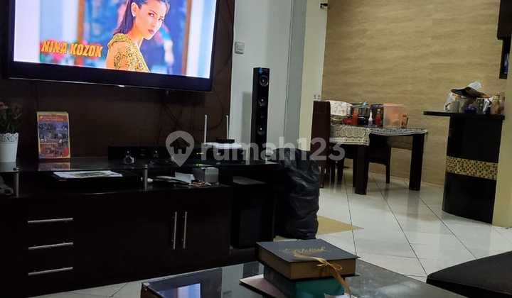 Rumah Hook Siap Huni Di Cilandak, Lokasi Strategis, Dalam Komplek