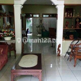 Rumah bagus di Cinere 1