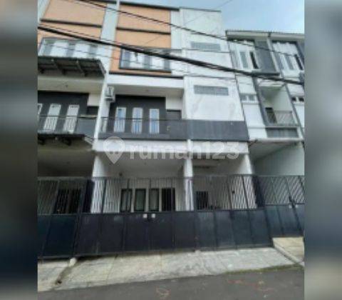 Rumah 3 lt town house kedoya baru 1