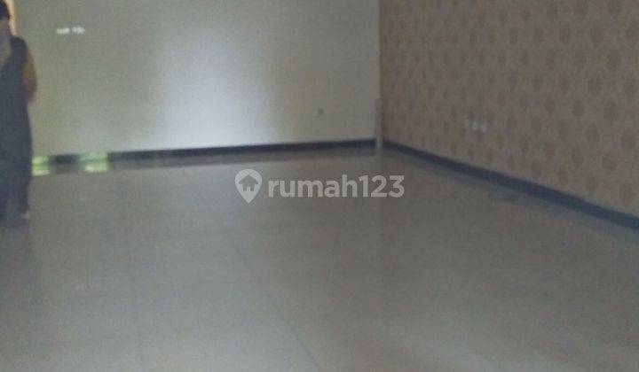 Rumah 3 Lantai di Bulevar Hijau Bekasi  2