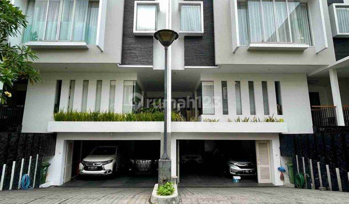 Townhouse di Brawijaya, Kebayoran Baru, Dalam Cluster, Prime Area 2