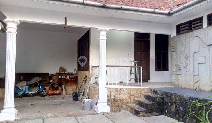 Rumah di daerah semeru  2