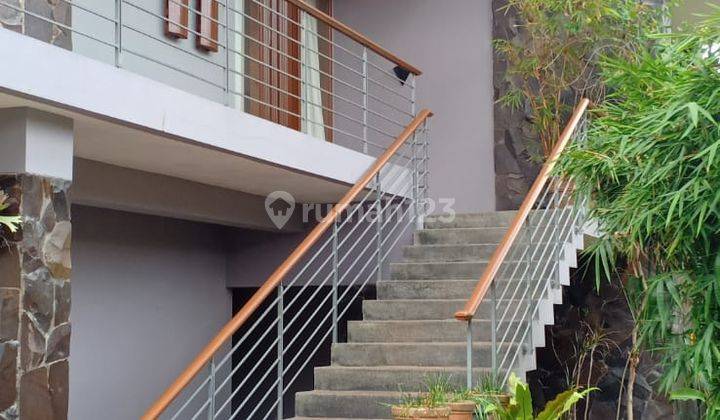 Rumah 2 Lantai Bagus Furnished Di Villa Istana Bunga Parongpong, 2