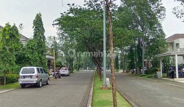 Rumah Mewah Hadap Selatan di de Park BSD City 2