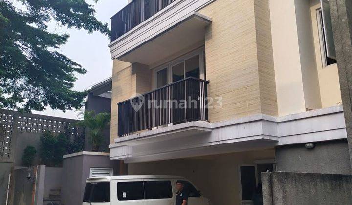 Rumah minimalis dalam Town house pejaten barat 1