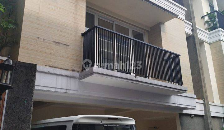 Rumah minimalis dalam Town house pejaten barat 2