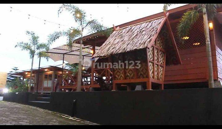 Rumah Lokasi Strategis Cocok Untuk Usaha  di Bukit Pakar Bandung 1