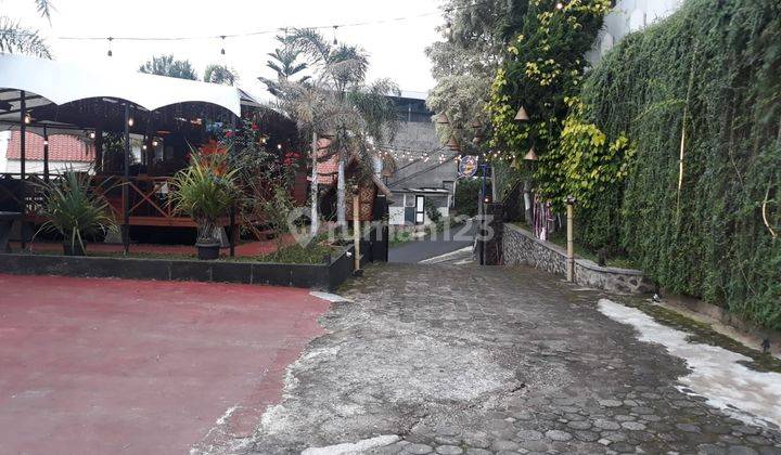 Rumah Lokasi Strategis Cocok Untuk Usaha  di Bukit Pakar Bandung 2