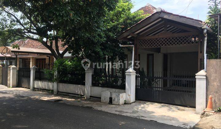 Rumah 1 Lantai Terawat SHM Area Riau Martadinata Bandung Kota 1