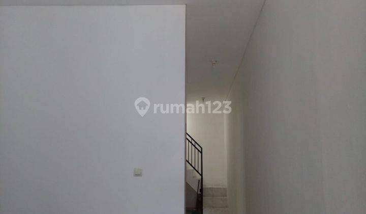 DIJUAL BRAND NEW RUMAH DEKAT JL PEMUDA , RAWAMANGUN JAKARTA TIMUR 1