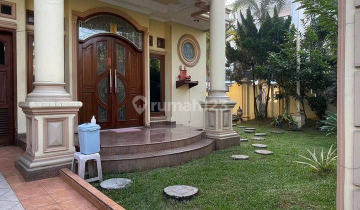 Rumah Bagus Sekali Daerah Taman Palem Lestari, Jakarta Barat 2