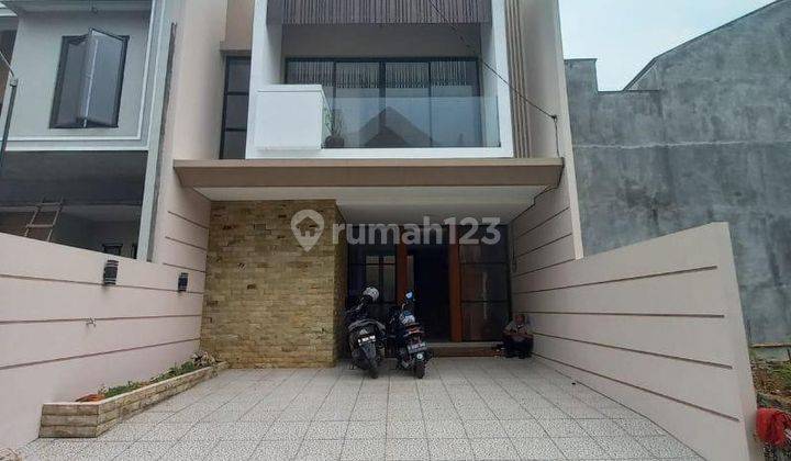 Rumah Baru mewah (ada artis) Rp 1 M-an kluster besar tepi jln raya jakarta selatan 2