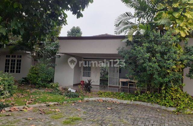 RUMAH  SELONG Dekat ke SENOPATI RAYA, Kebayoran Baru, first class location 2