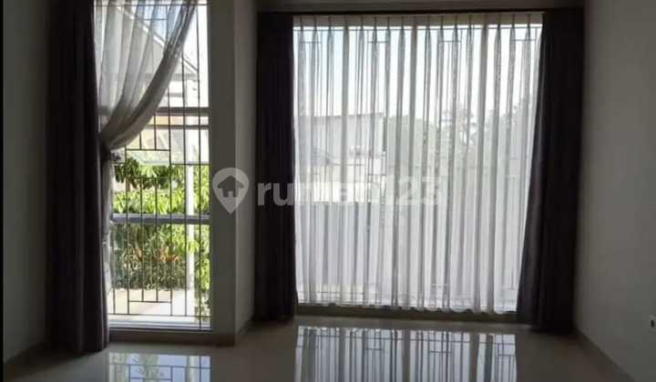 Rumah Bagus Indah di Holis Regency 2