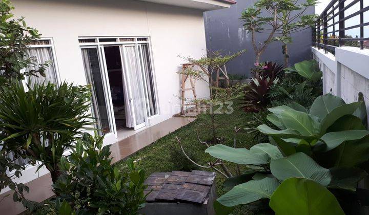 Rumah mainroad di Setiabudi Regency 2