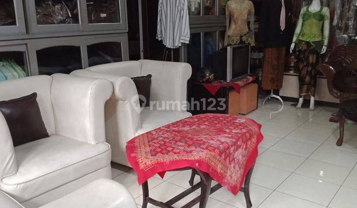 Rumah Indah 3 Lantai di Sarijadi 2