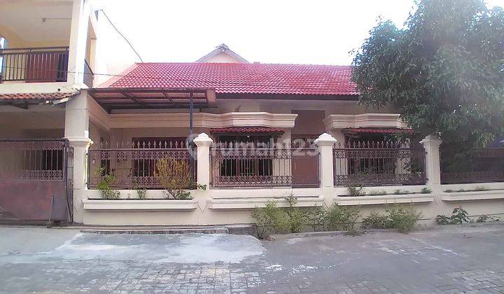 Rumah 5 kamar cocok untuk kantor &  rumah tinggal dekat UGM 2