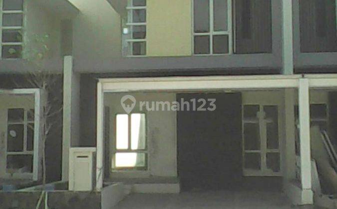 Rumah 2 Lantai Siap Huni Dengan Luas 7x19 di Cluster Samatha Harapan Indah Bekasi#DV 1