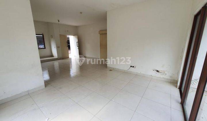 Rumah Hook 2 Lantai Luas 249m di Cluster Cassia JGC Cakung 2