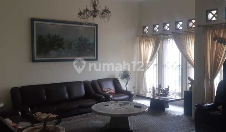 Rumah 4 Plus 1 Kamar di Bukit Nusa Indah, Ciputat