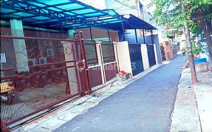 Rumah Kosan 3 Lantai Bagus Furnished Sertifikat Hak Milik 2