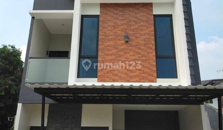 Rumah dekat pintu tol Cibubur 1