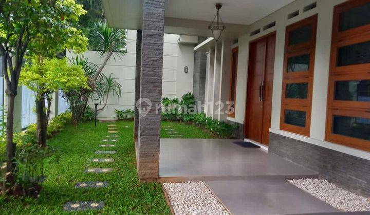 Rumah Bagus Disewakan 1 Lantai @kebayoran Baru Area Strategis 1