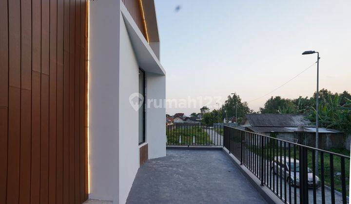 RUMAH CANTIK MODERN DI SLEMAN DKT GODEAN 2