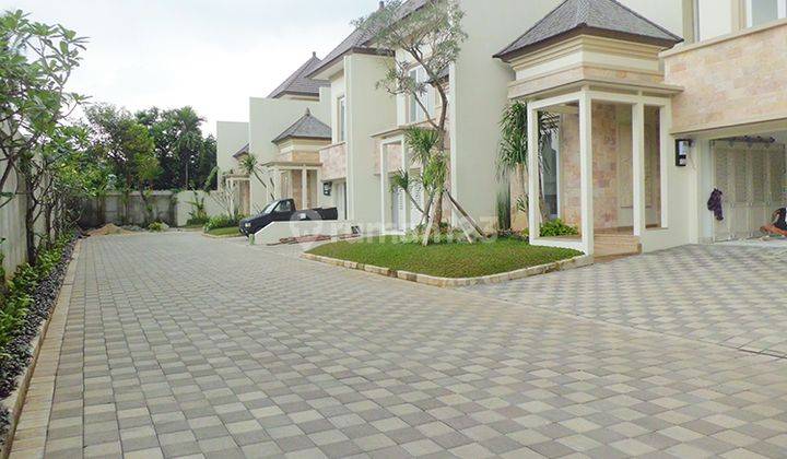 Town House Compound For Rent Sewa At Pejaten Barat 08176881555 1