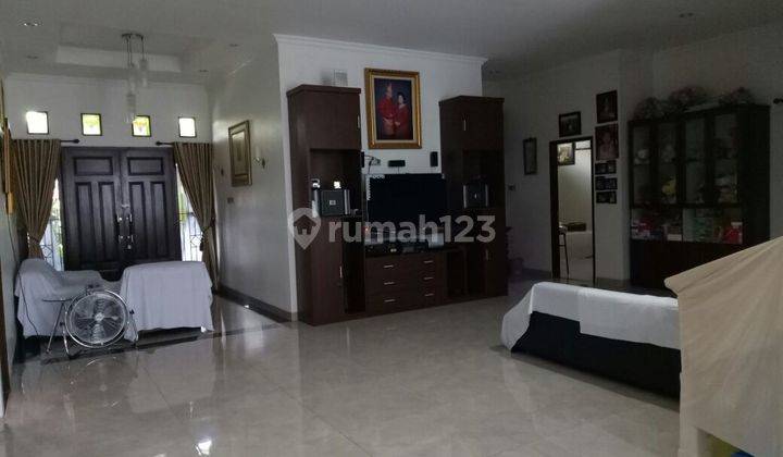 Rumah mewah full furnish ada kolam renang di bogor utara 2