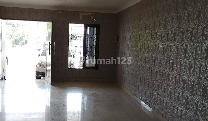 Rumah 2 lantai siap huni di Metland transyogi Cileungsi Bogor 2