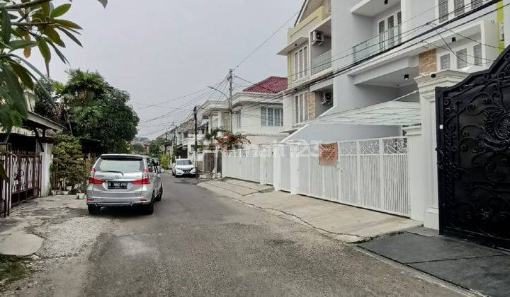 Rumah siap huni bebas banjir  di Tebet Timur,Jakarta Selatan 2