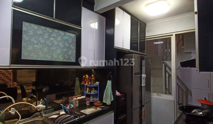 Rumah 9x17m full bangunan di Fiordini, Gading Serpong, Tangerang, Banten.(TL123). 2