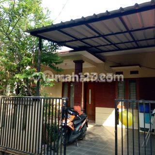 house near Krukut toll road